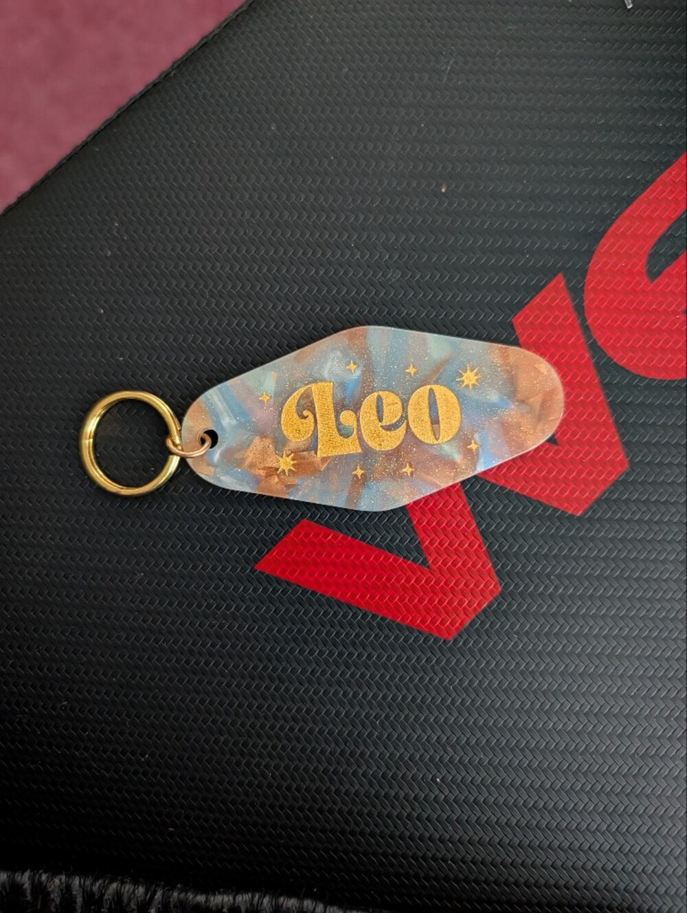 Retro Motel Style Leo Zodiac Astrology Keychain Celestial Marbled Acrylic Vtg